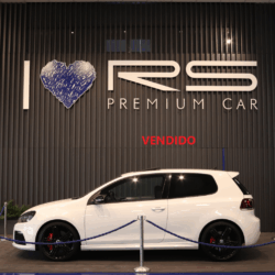GOLF-R-VI-SOLD