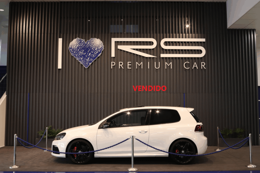 GOLF-R-VI-SOLD